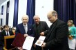 Article image gallery